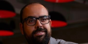 Empresário brasileiro ganha destaque ao transformar criatividade em resultados no marketing digital