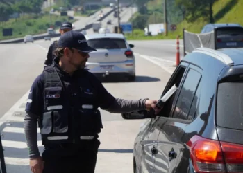 O que acontece se o motorista recusa o bafômetro?